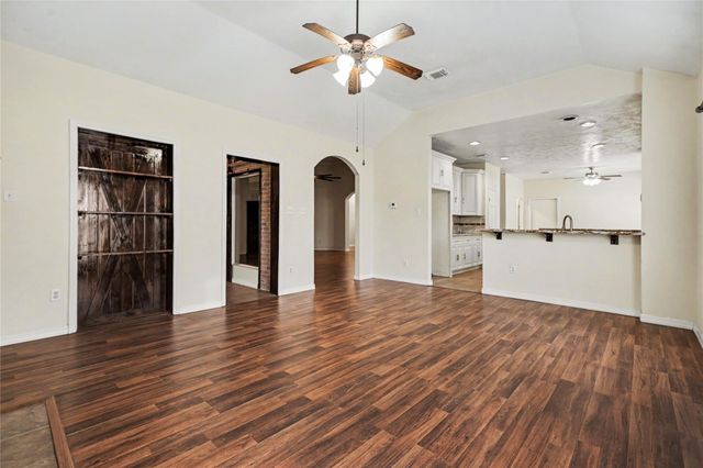 9714 Crystal Boulevard, Baytown, TX 77521