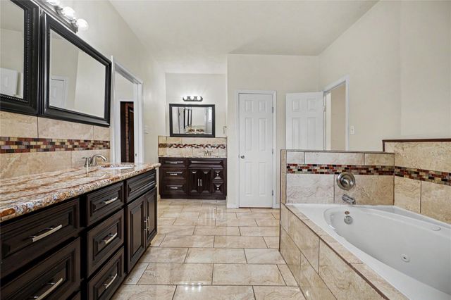 9714 Crystal Boulevard, Baytown, TX 77521