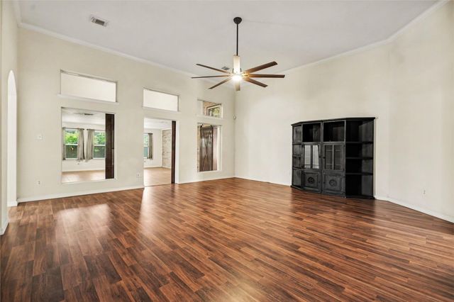 9714 Crystal Boulevard, Baytown, TX 77521