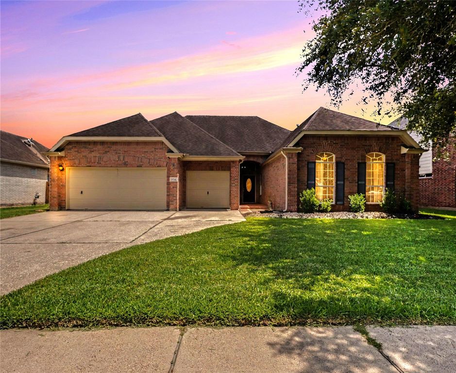 9714 Crystal Boulevard, Baytown, TX 77521