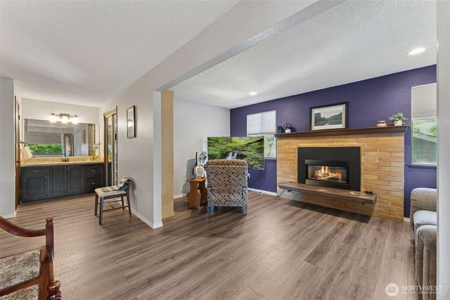 15213 103rd Avenue Ct E, Puyallup, WA 98374