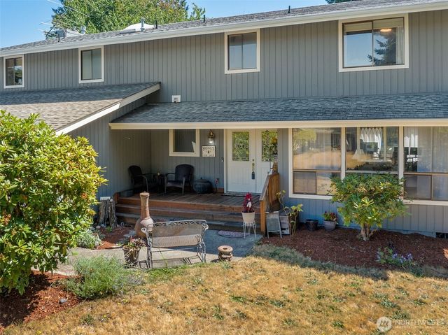 15213 103rd Avenue Ct E, Puyallup, WA 98374