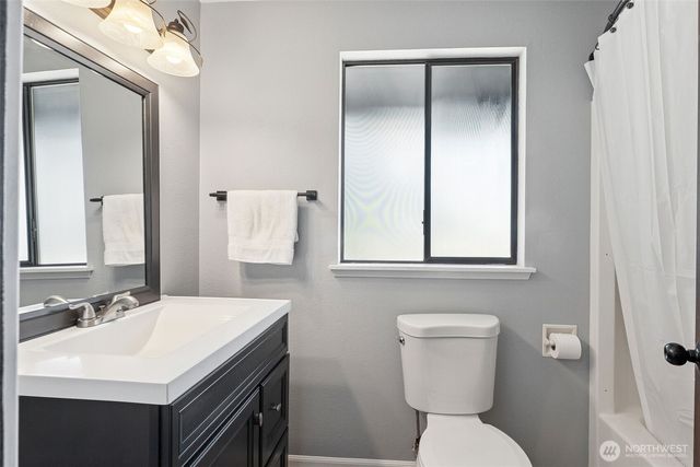 15213 103rd Avenue Ct E, Puyallup, WA 98374