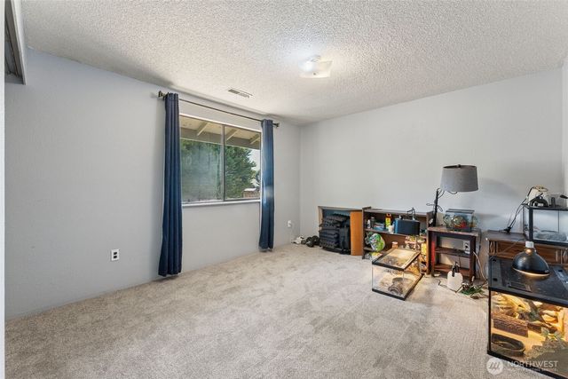 15213 103rd Avenue Ct E, Puyallup, WA 98374