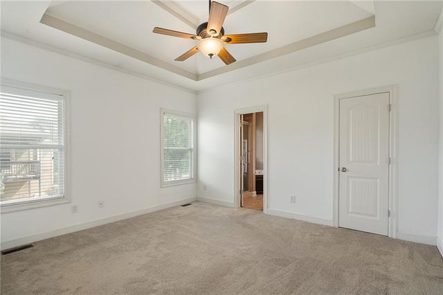 15613 White Drive, Belton, MO 64012