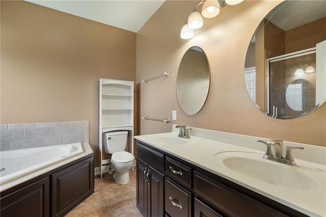 15613 White Drive, Belton, MO 64012