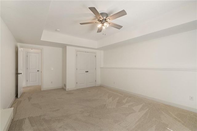 15613 White Drive, Belton, MO 64012