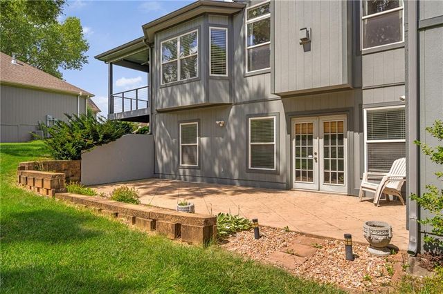 15613 White Drive, Belton, MO 64012