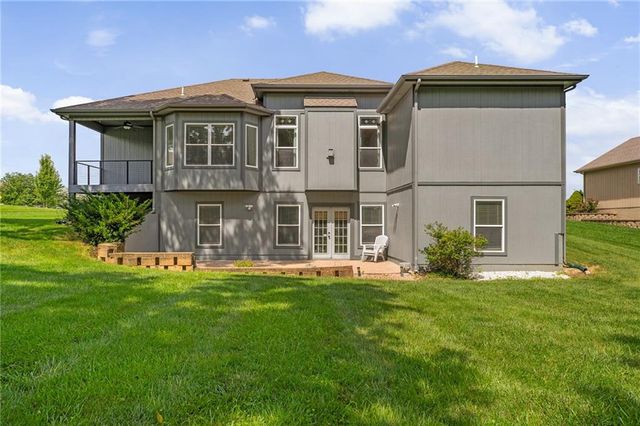 15613 White Drive, Belton, MO 64012
