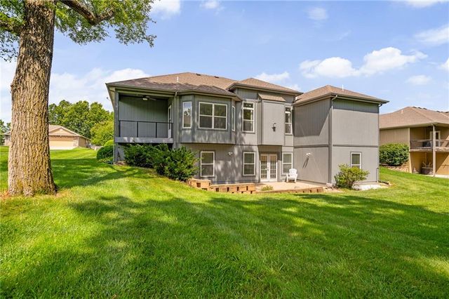 15613 White Drive, Belton, MO 64012