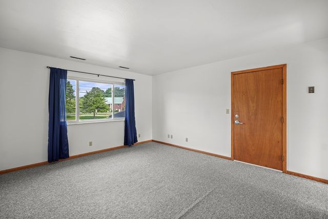 910 S Division Street, Mount Vernon, OH 43050