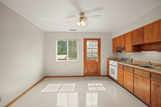 910 S Division Street, Mount Vernon, OH 43050