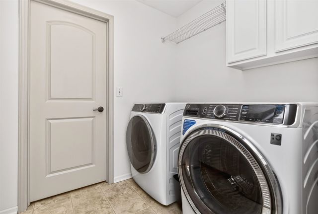 3625 Brook Run Drive, Des Moines, IA 50317