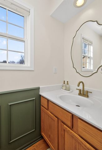 3625 Brook Run Drive, Des Moines, IA 50317