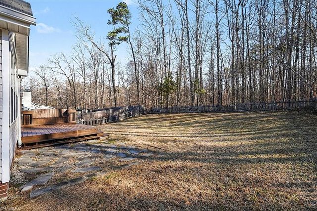 1609 Hargrove Drive, Mcleansville, NC 27301