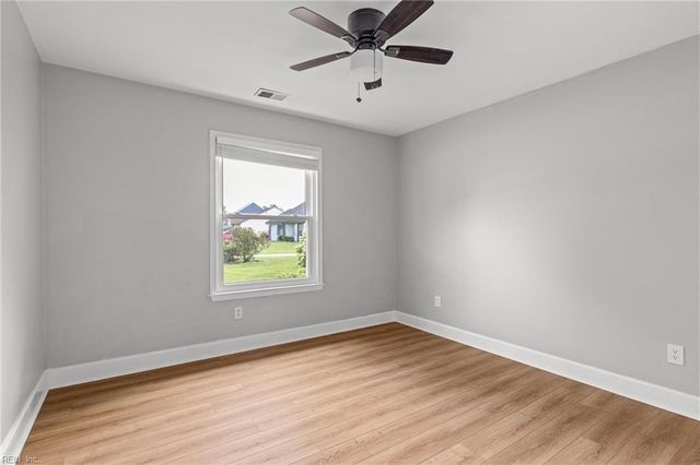 2516 Brigstock CT, Virginia Beach, VA 23454