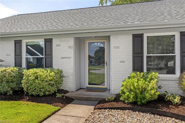 2516 Brigstock CT, Virginia Beach, VA 23454