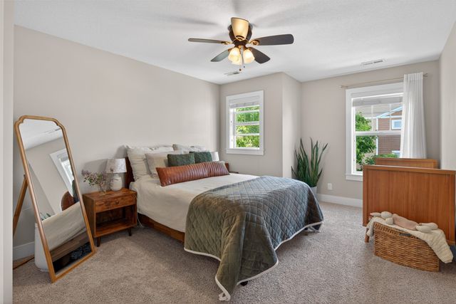 4854 NE McDougal Lane, Ankeny, IA 50021