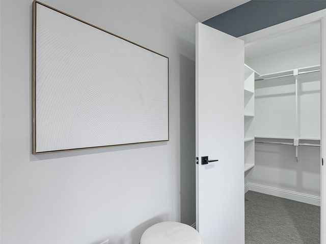 6704 E Northwest Highway, Dallas, TX 75231