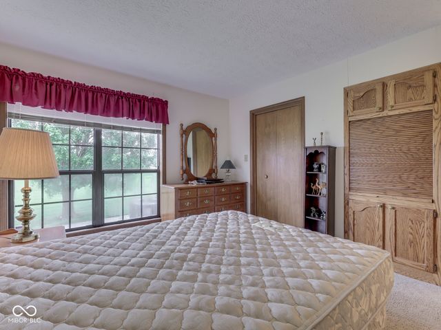 602 Cielo Vista Drive 602, Greenwood, IN 46143