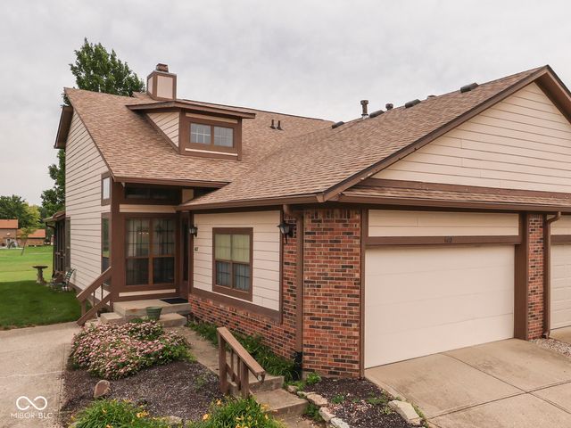 602 Cielo Vista Drive 602, Greenwood, IN 46143