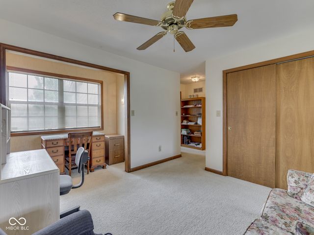 602 Cielo Vista Drive 602, Greenwood, IN 46143
