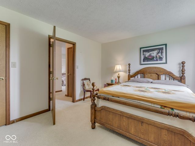 602 Cielo Vista Drive 602, Greenwood, IN 46143
