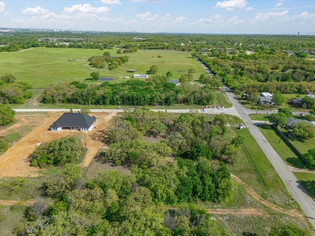 1716 Private Access 60200, Burleson, TX 76028