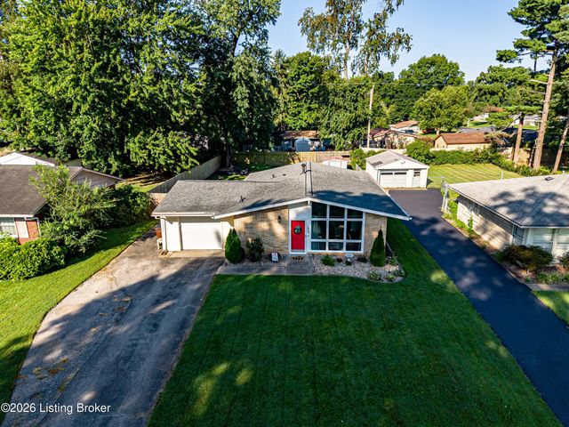 1822 Wickham Way, Louisville, KY 40223