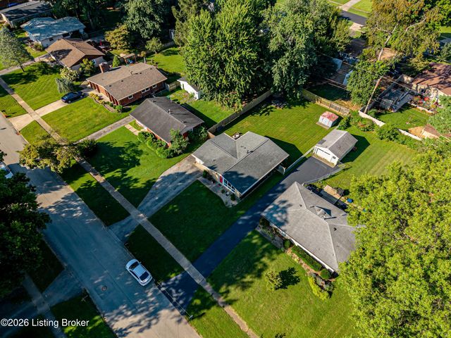 1822 Wickham Way, Louisville, KY 40223
