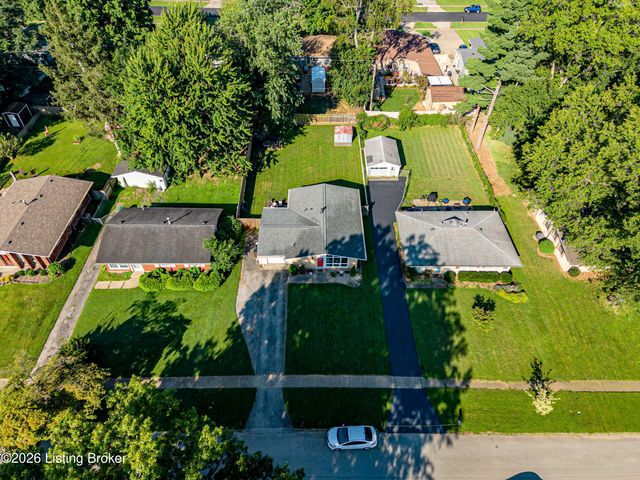 1822 Wickham Way, Louisville, KY 40223