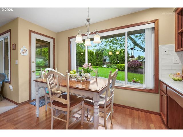 1476 Ne STILE Dr, Hillsboro, OR 97124