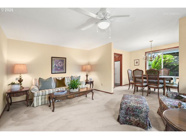 1476 Ne STILE Dr, Hillsboro, OR 97124