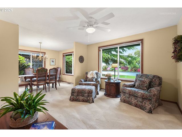 1476 Ne STILE Dr, Hillsboro, OR 97124