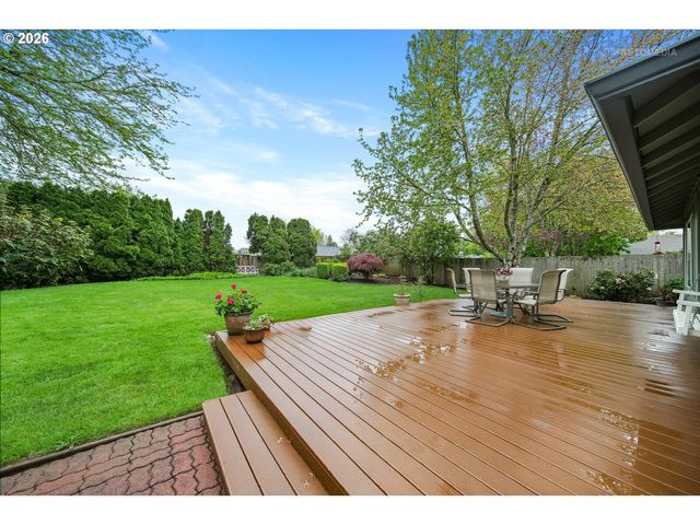 1476 Ne STILE Dr, Hillsboro, OR 97124