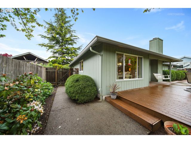 1476 Ne STILE Dr, Hillsboro, OR 97124