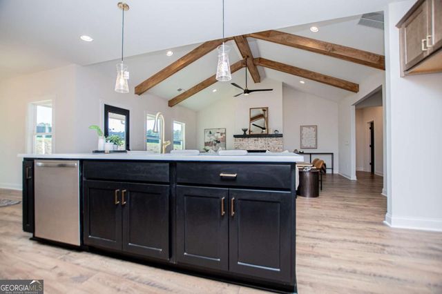 102 Red Oak Lane, Carrollton, GA 30116