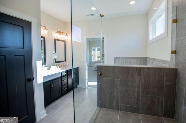 102 Red Oak Lane, Carrollton, GA 30116