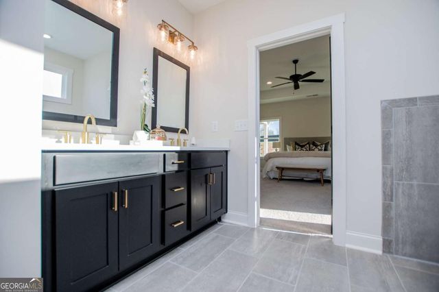 102 Red Oak Lane, Carrollton, GA 30116