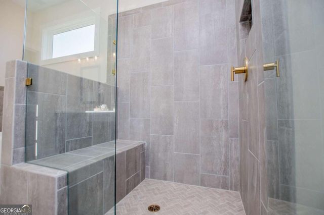 102 Red Oak Lane, Carrollton, GA 30116