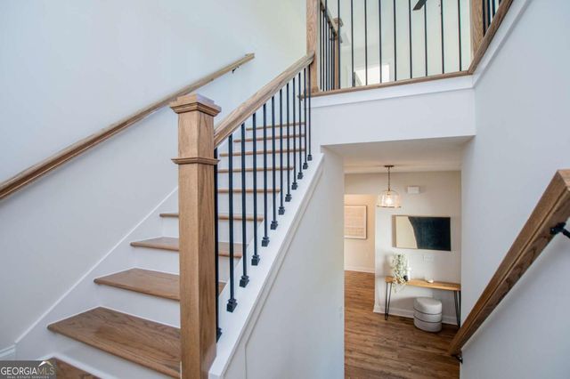 102 Red Oak Lane, Carrollton, GA 30116