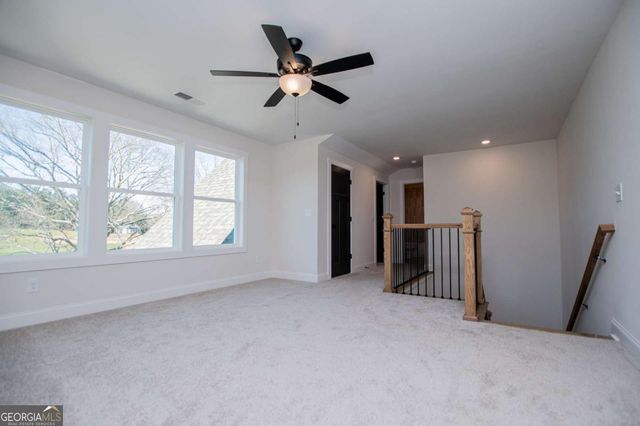 102 Red Oak Lane, Carrollton, GA 30116