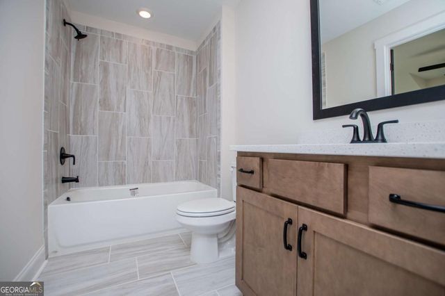 102 Red Oak Lane, Carrollton, GA 30116