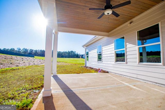 102 Red Oak Lane, Carrollton, GA 30116