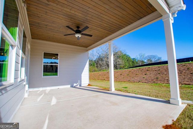 102 Red Oak Lane, Carrollton, GA 30116