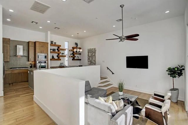 4218 Gibson Street B, Houston, TX 77007