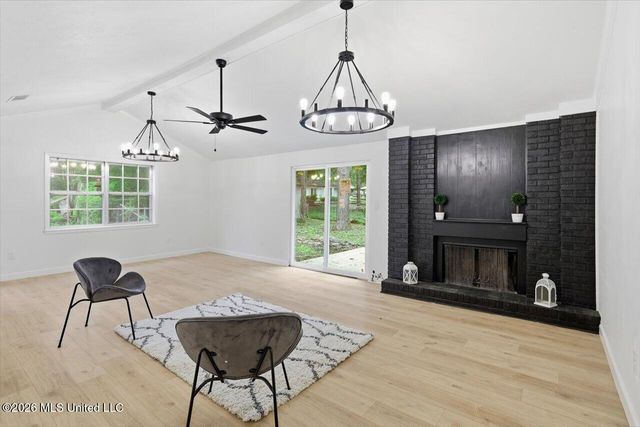 609 Briarcliff Circle, Jackson, MS 39212