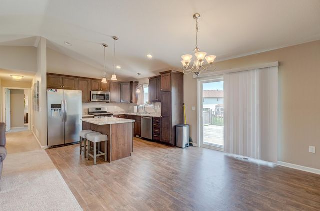 1004 Wyoming Street, Roberts, WI 54023