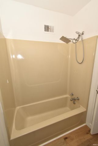 107 Sherry Lane, Attica, IN 47918