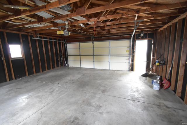 107 Sherry Lane, Attica, IN 47918